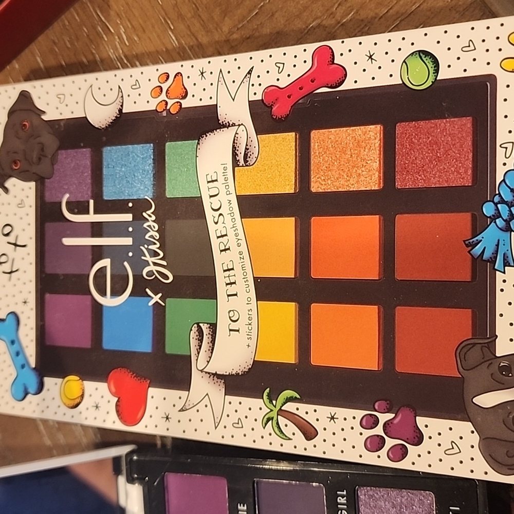 Eyeshadow Palette - To The Rescue NIB